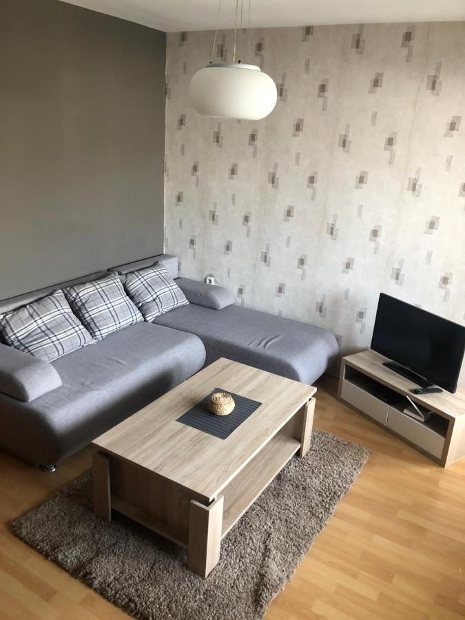 Skopje Plaza Apartment ภายนอก รูปภาพ