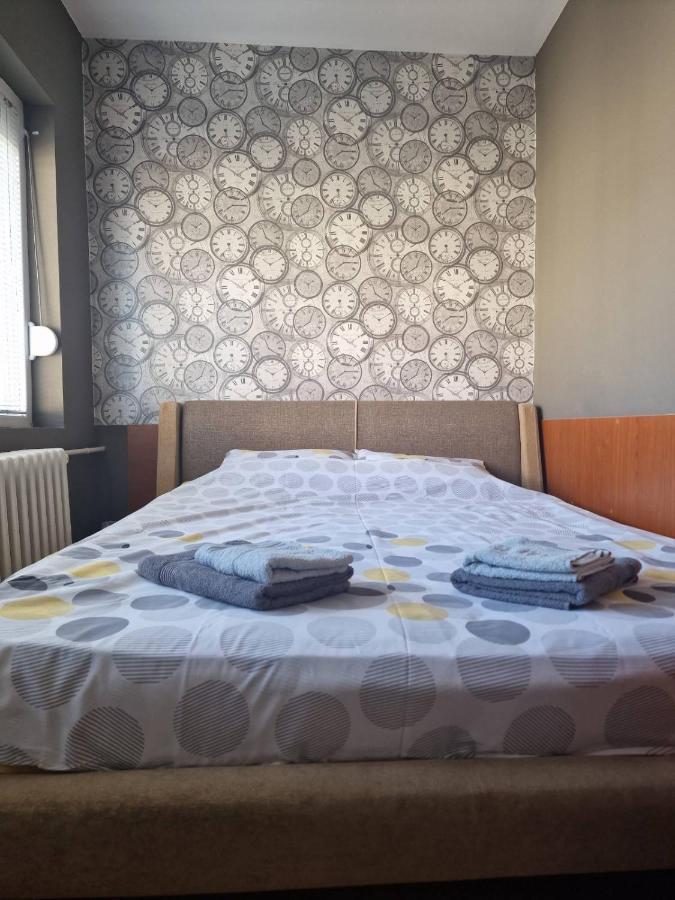 Skopje Plaza Apartment ภายนอก รูปภาพ