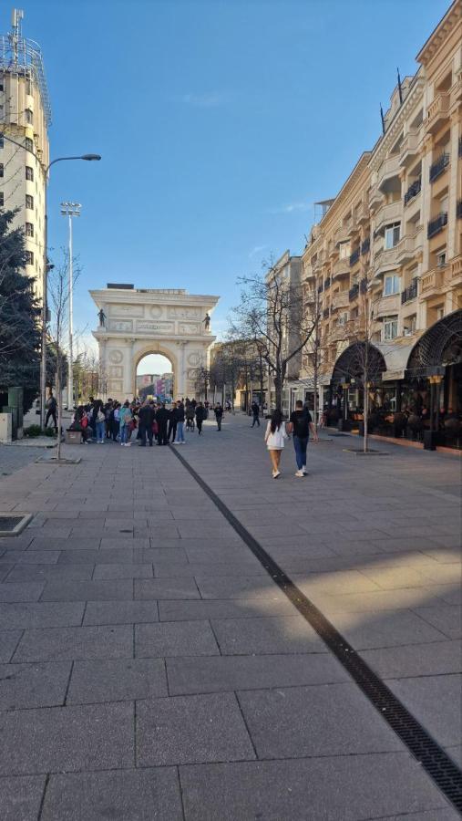 Skopje Plaza Apartment ภายนอก รูปภาพ