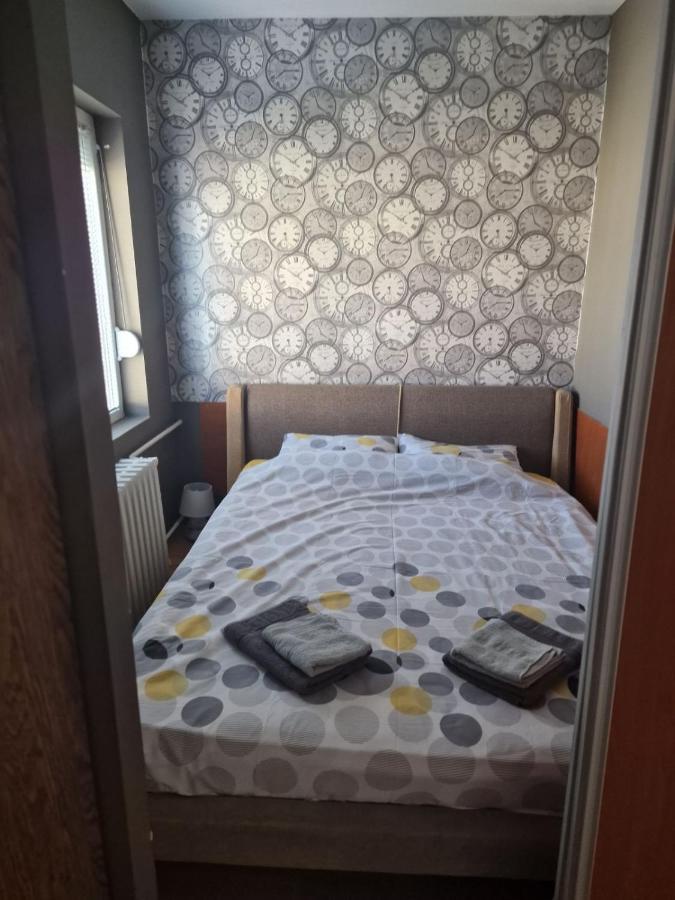 Skopje Plaza Apartment ภายนอก รูปภาพ