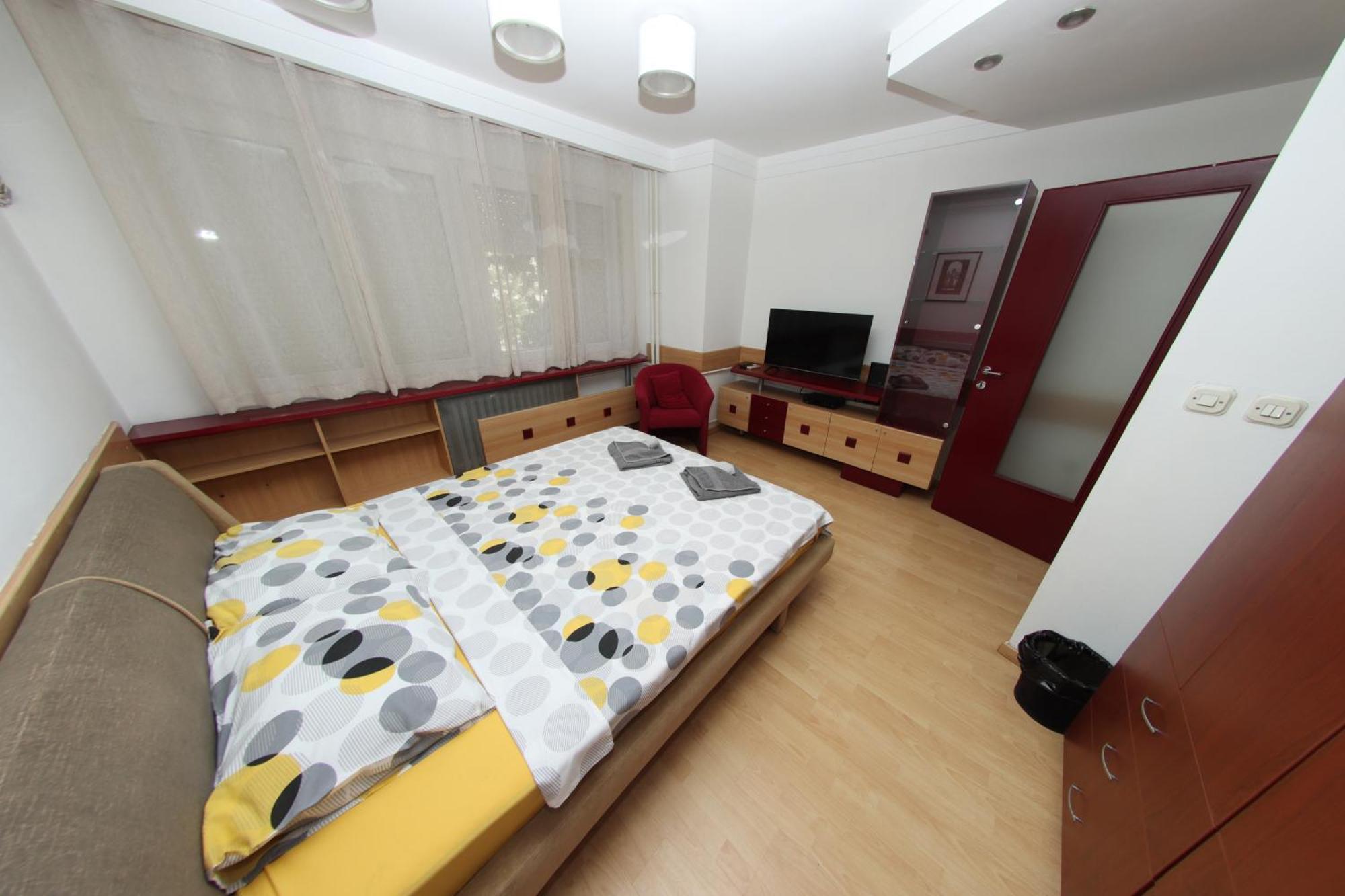 Skopje Plaza Apartment ภายนอก รูปภาพ