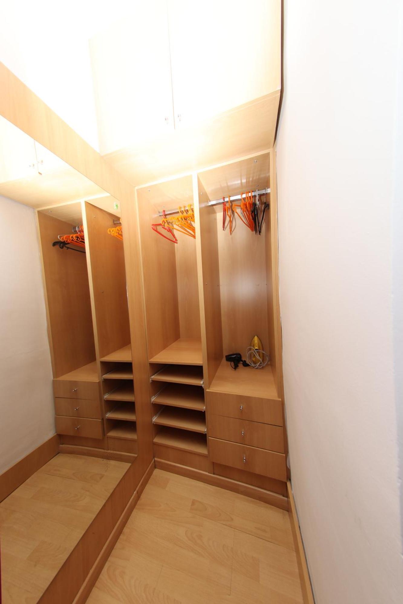 Skopje Plaza Apartment ภายนอก รูปภาพ