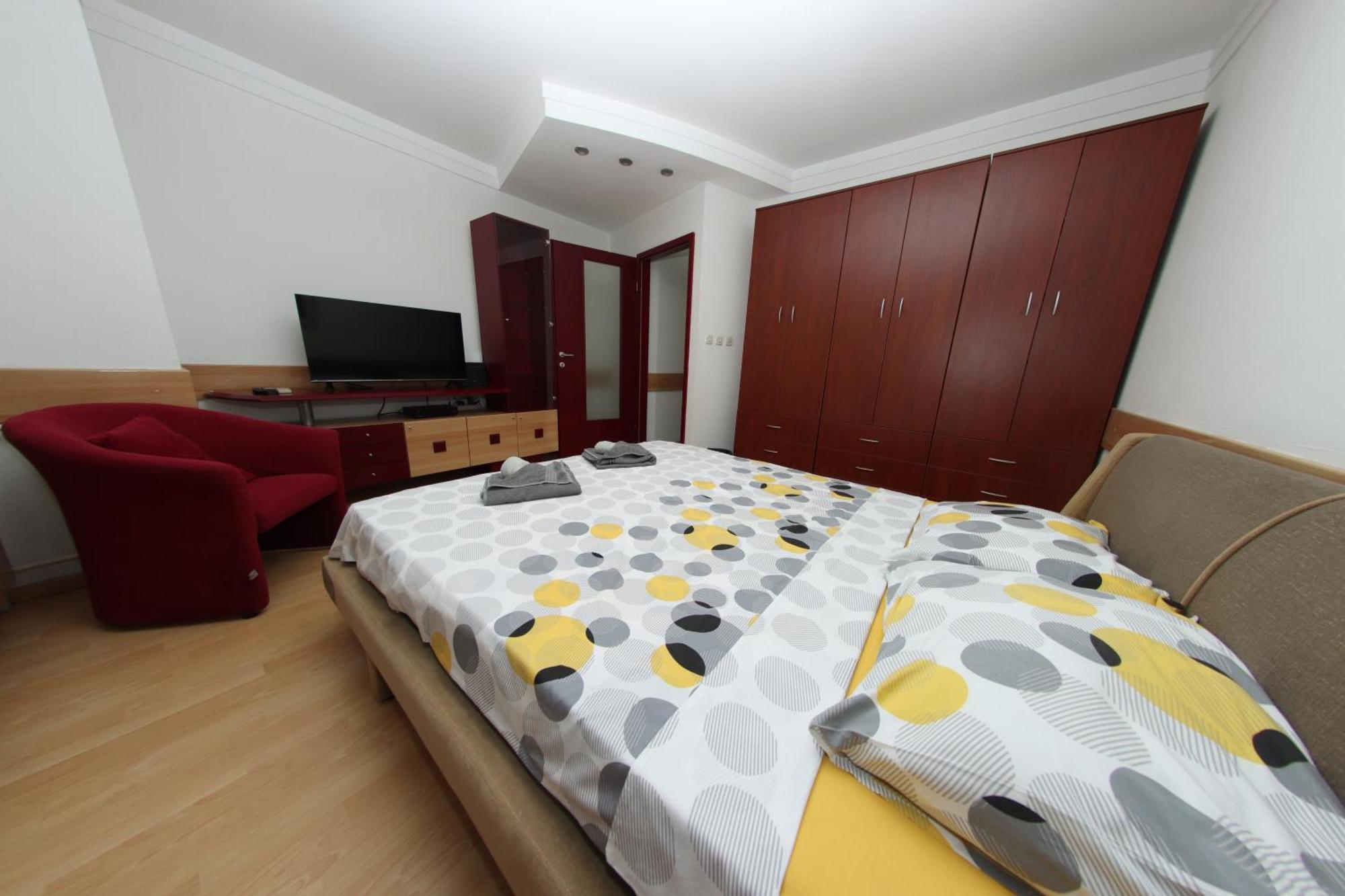 Skopje Plaza Apartment ภายนอก รูปภาพ