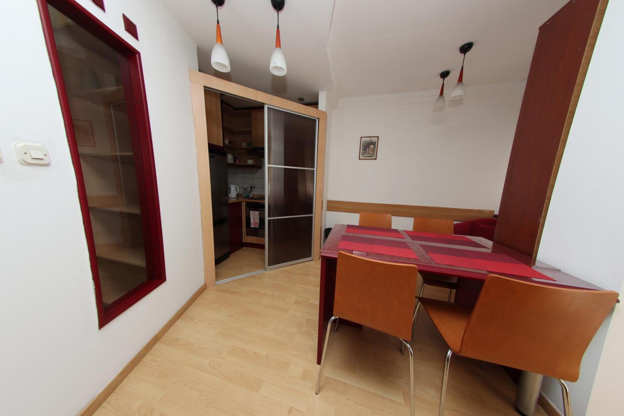 Skopje Plaza Apartment ภายนอก รูปภาพ